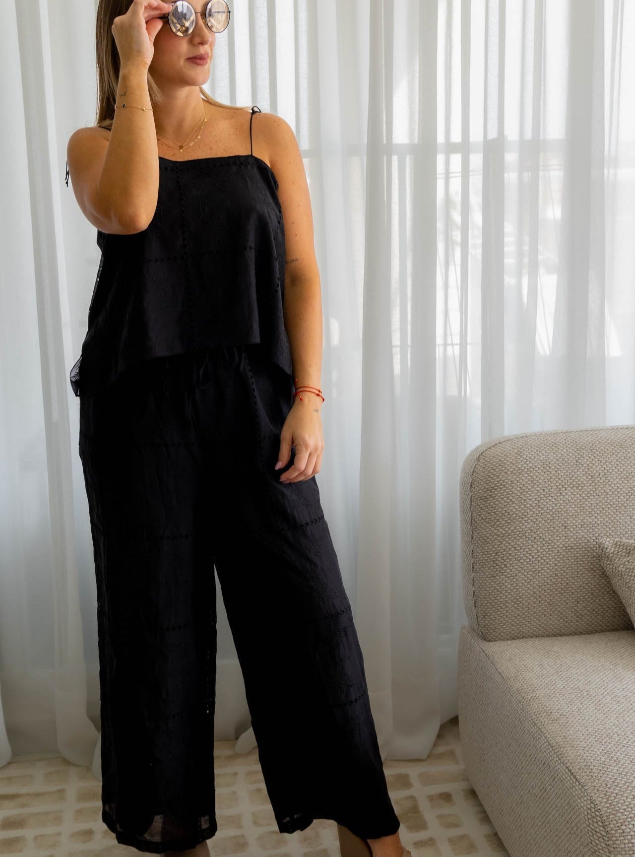 Set Negro Con Bordado