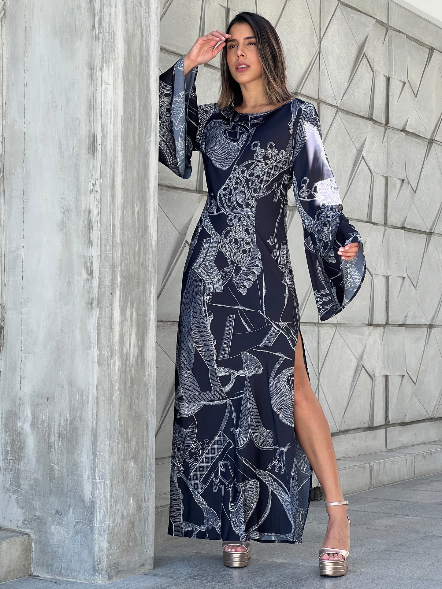 Vestido Escotado Azul