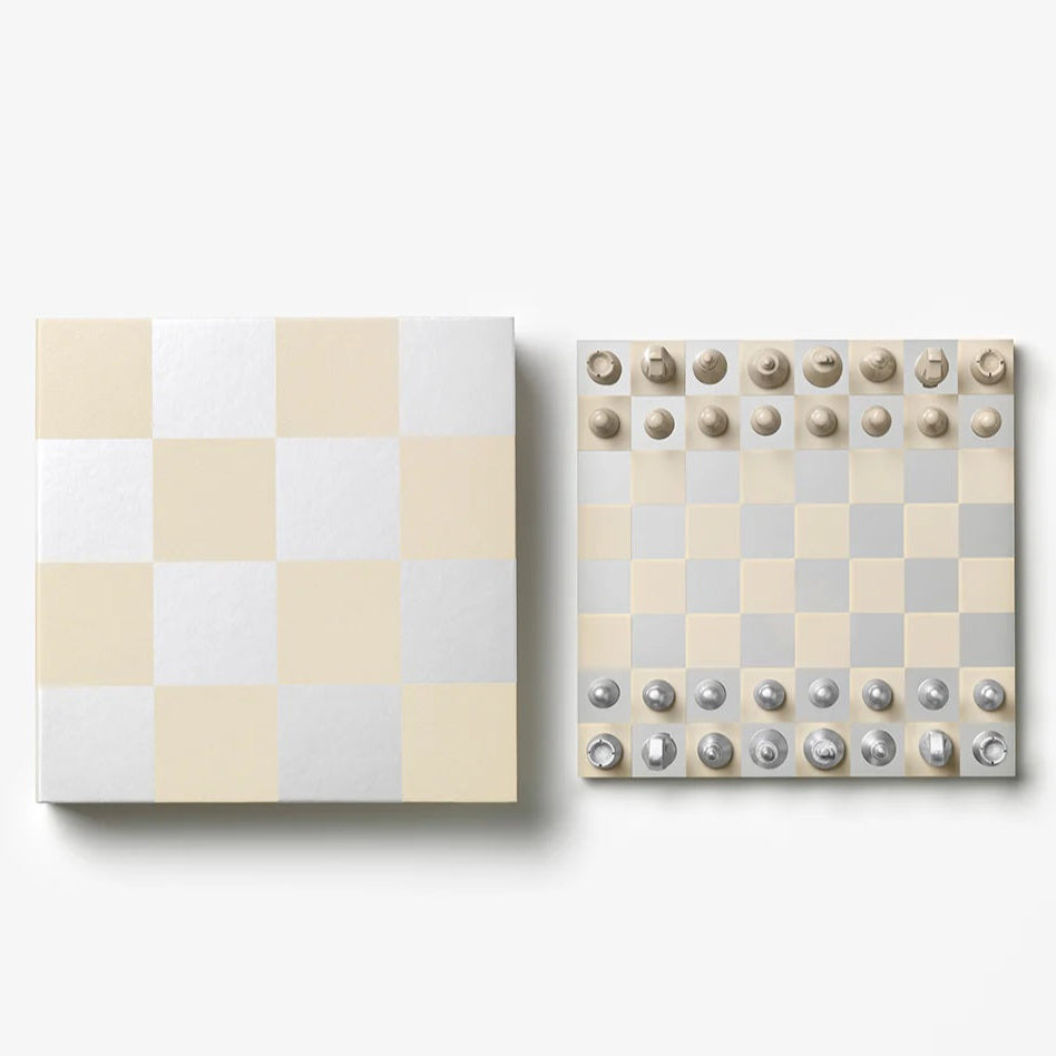 Chess Mirror