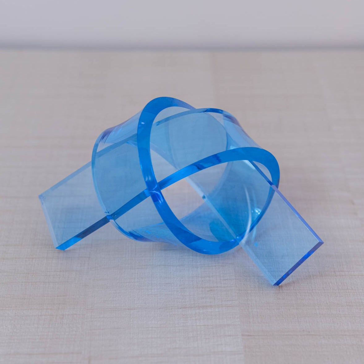 Nudo Acrilico Pequeño