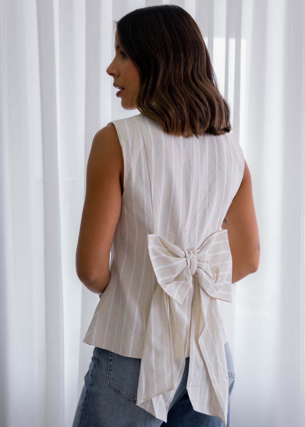 Blazer sin Mangas y Lineas